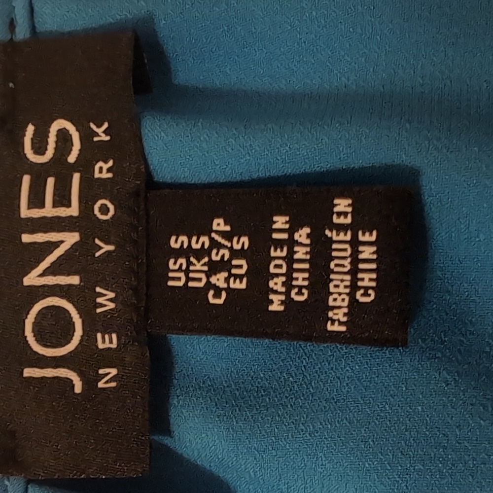 Jones New York Blue and White Embellished Bell Sleeve Tunic - Picture 10 of 10